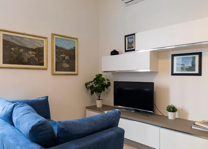 Bicocca - 2 Bedrooms Apartment *
